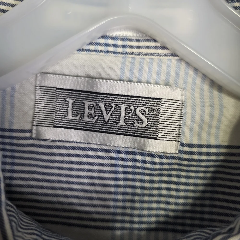 Vintage Levis Silver Label Plaid Button Down Mens Xl